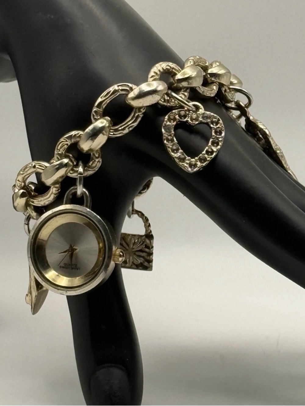 Vintage Wrist Watch Gold Tone Charm Bracelet Swiss Quartz - Picture 2 of 5